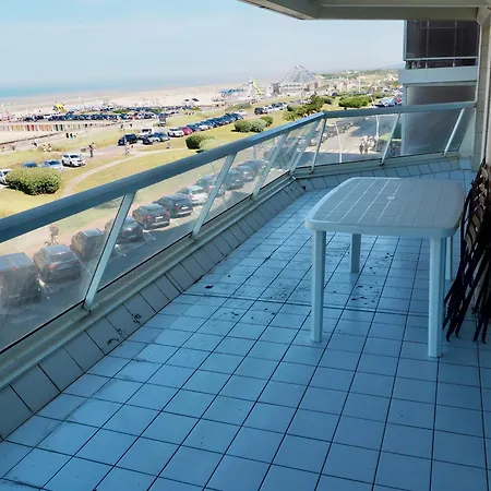 Апартаменты Magnifique T4 Vue Et Parking Prive *