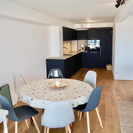 Magnifique T4 Vue Et Parking Privé *