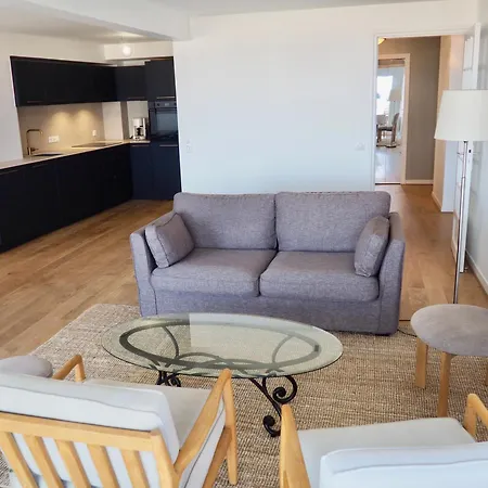 Magnifique T4 Vue Et Parking Privé Appartement *